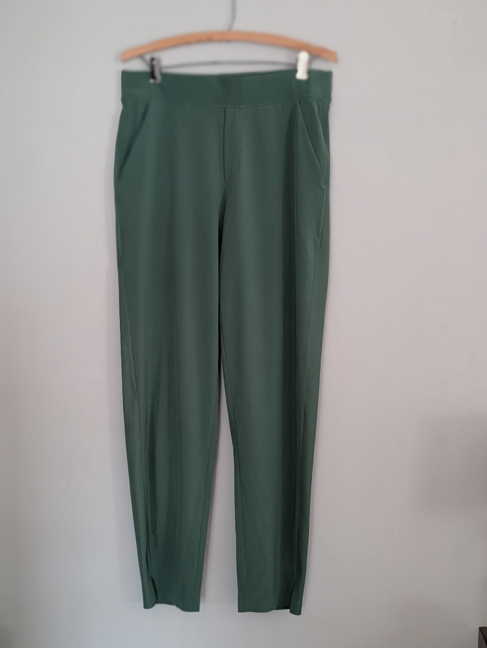 Atheta | Women's 10 TALL | Brooklyn Pant | Like New | Cool Olive